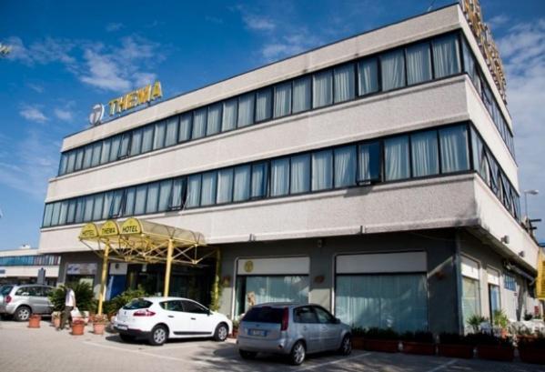 Hotel Thema Rocca San Giovanni Extérieur photo