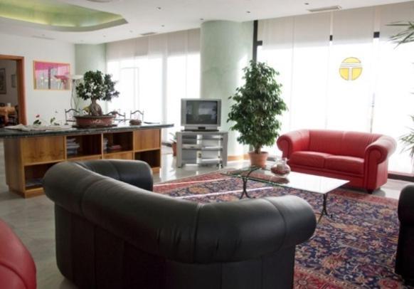 Hotel Thema Rocca San Giovanni Extérieur photo